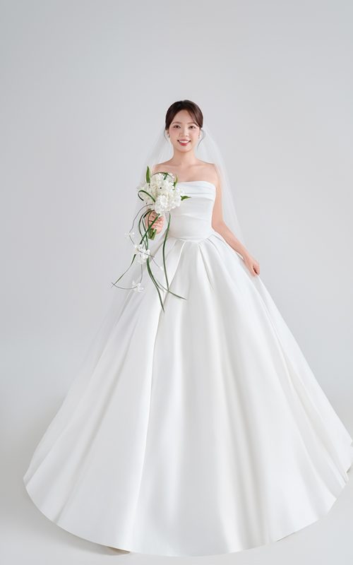 HLE04595